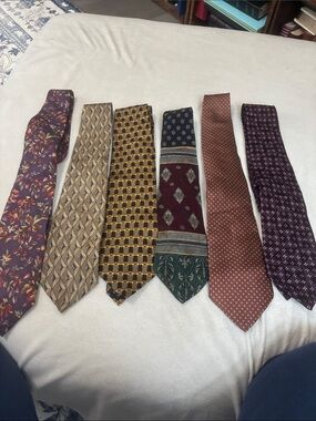 Dior Men’s Burgundy, Brown & Gold Patterned Tie Set